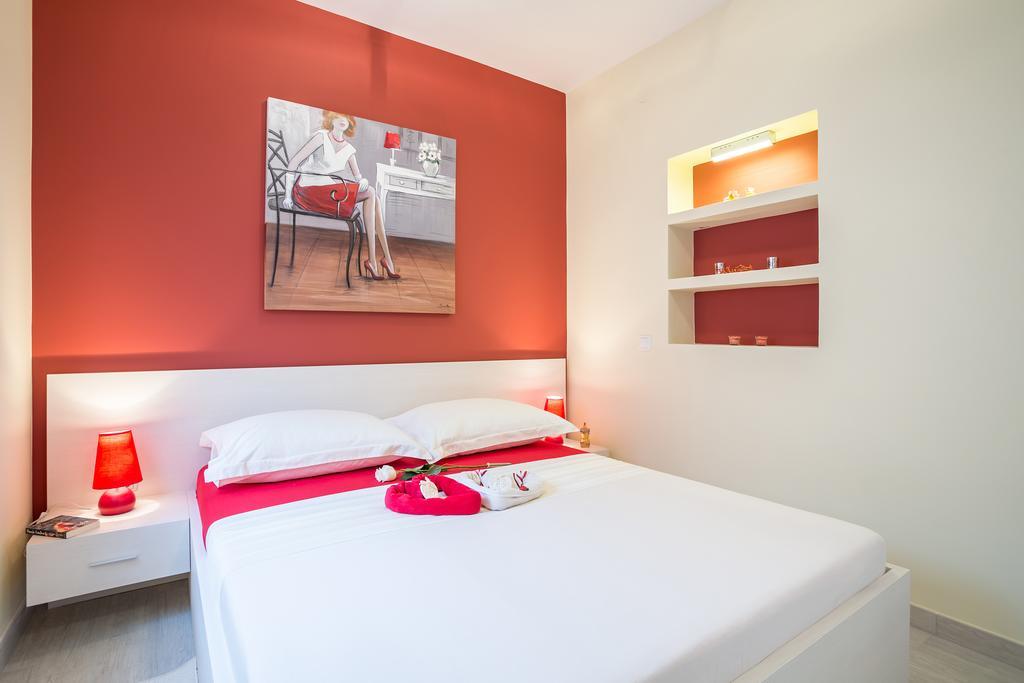 Apartments Pera Marina Room photo